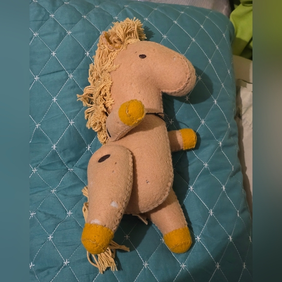 OhMa Felt Horse Plushie - Picture 3 of 8